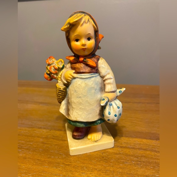 Goebel Accents 5 Vintage Goebel Hummel Figurines Poshmark